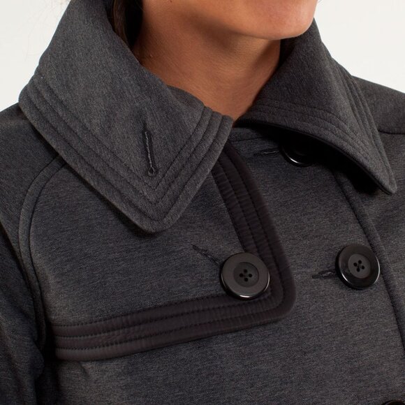 Lululemon Coco Softshell Size 4 - Picture 4 of 11